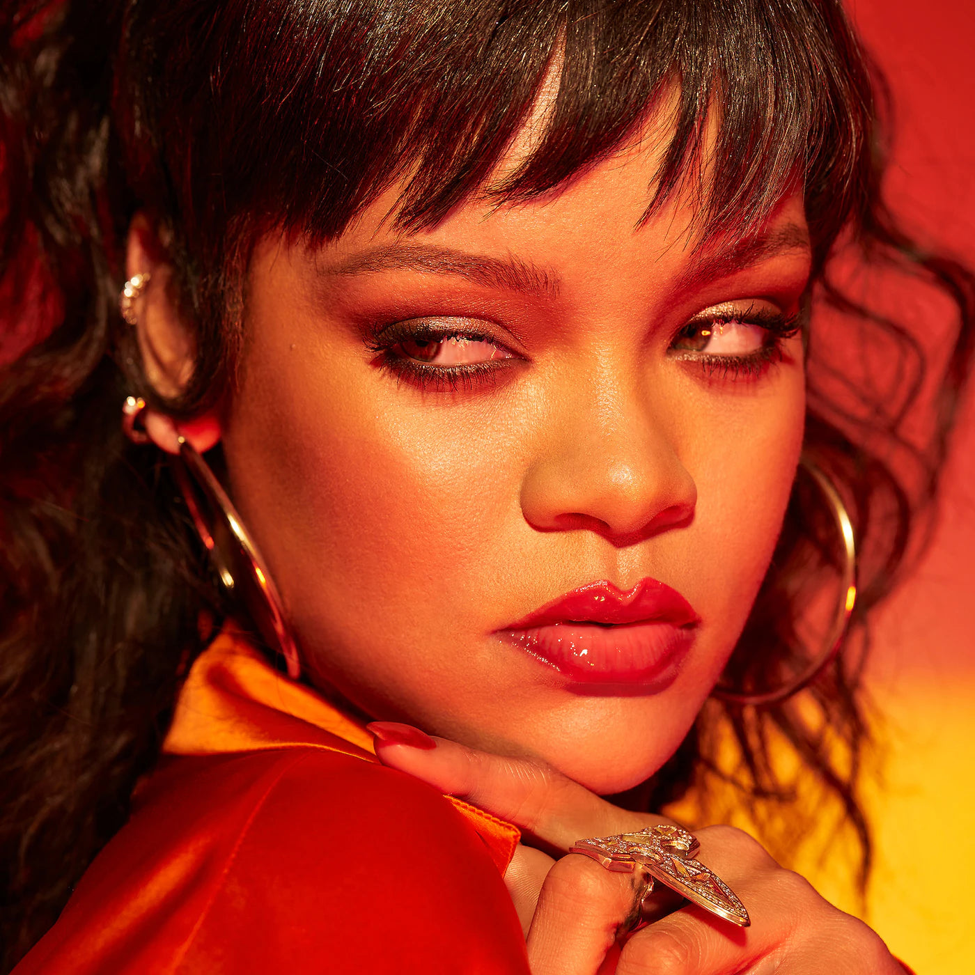 * FENTY BEAUTY - GLOSS BOMB HEAT UNIVERSAL LIP LUMINIZER + PLUMPER